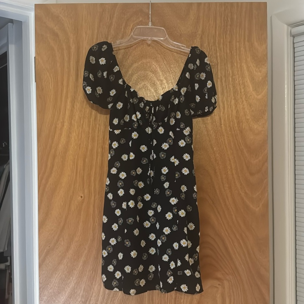 Tween Spring black dress with daisy patten - empire waist/scoop neck